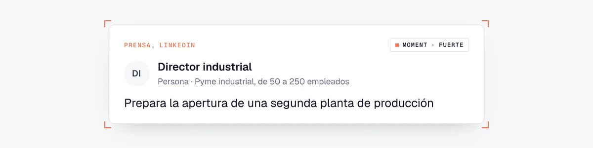Ejemplo de tarjeta de señal: persona director industrial, MOMENT fuerte, prepara la apertura de una segunda planta