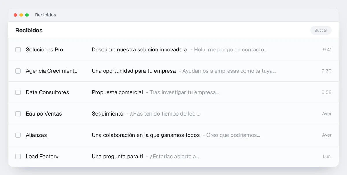 Ejemplo de bandeja saturada: seis emails comerciales con asuntos genéricos que se parecen todos